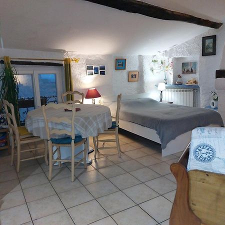 "Le Charme Provencal" - Studio 4 Couchages Classe 2 Etoiles - Axelle Loc'Appart Lorgues Bagian luar foto